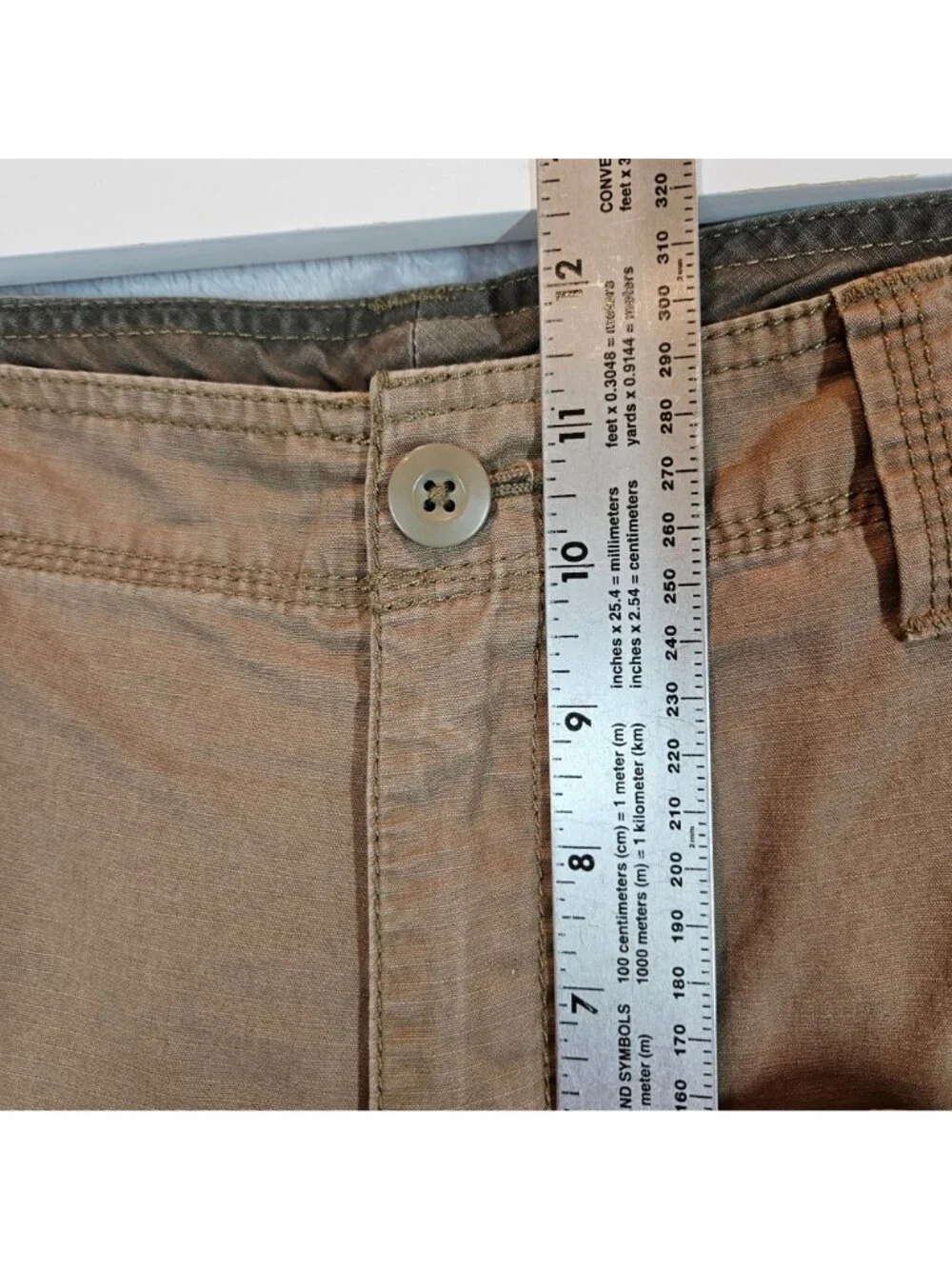 Eddie Bauer Mens 36x30 Khaki Cargo Pants Cotton Relaxed Fit Multi Pockets